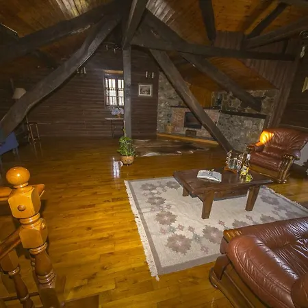 Casa Cinco Robles Holiday home *